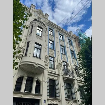 ✧ Bright New Apt Modern Centre & Free Parking